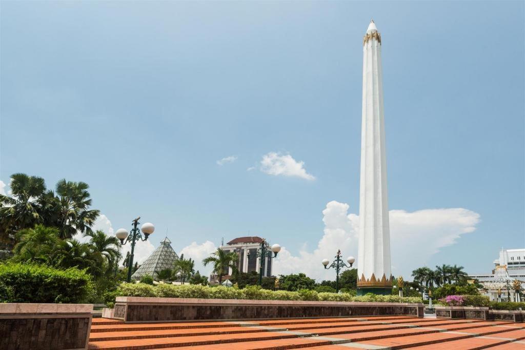Jawa 22 Hotel And Residence Surabaya Kültér fotó